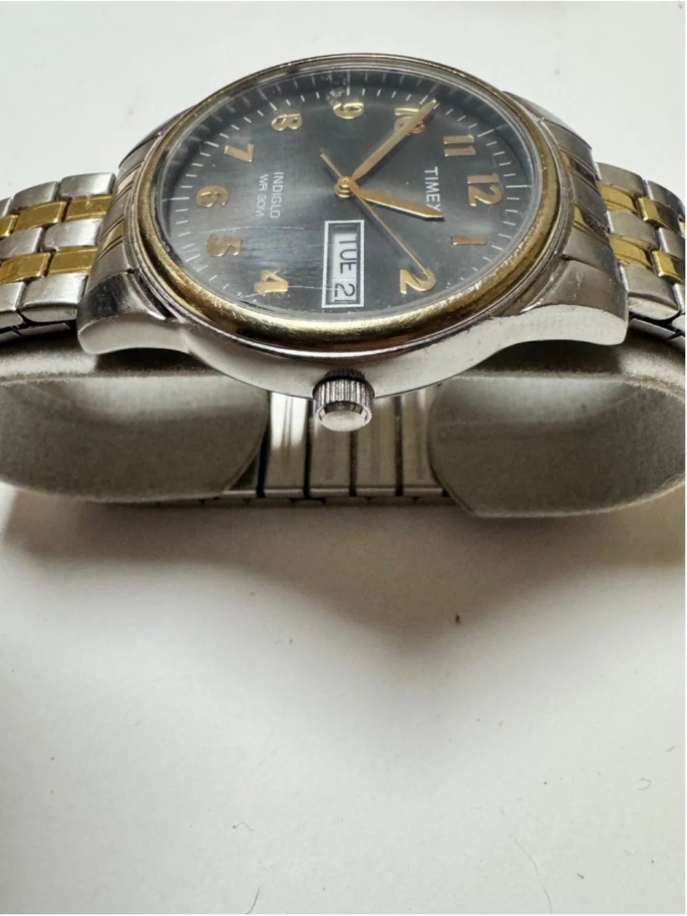 Timex Indiglo Men’s Stainless Steel Back Water Resistant 30M Black Dial 35mm